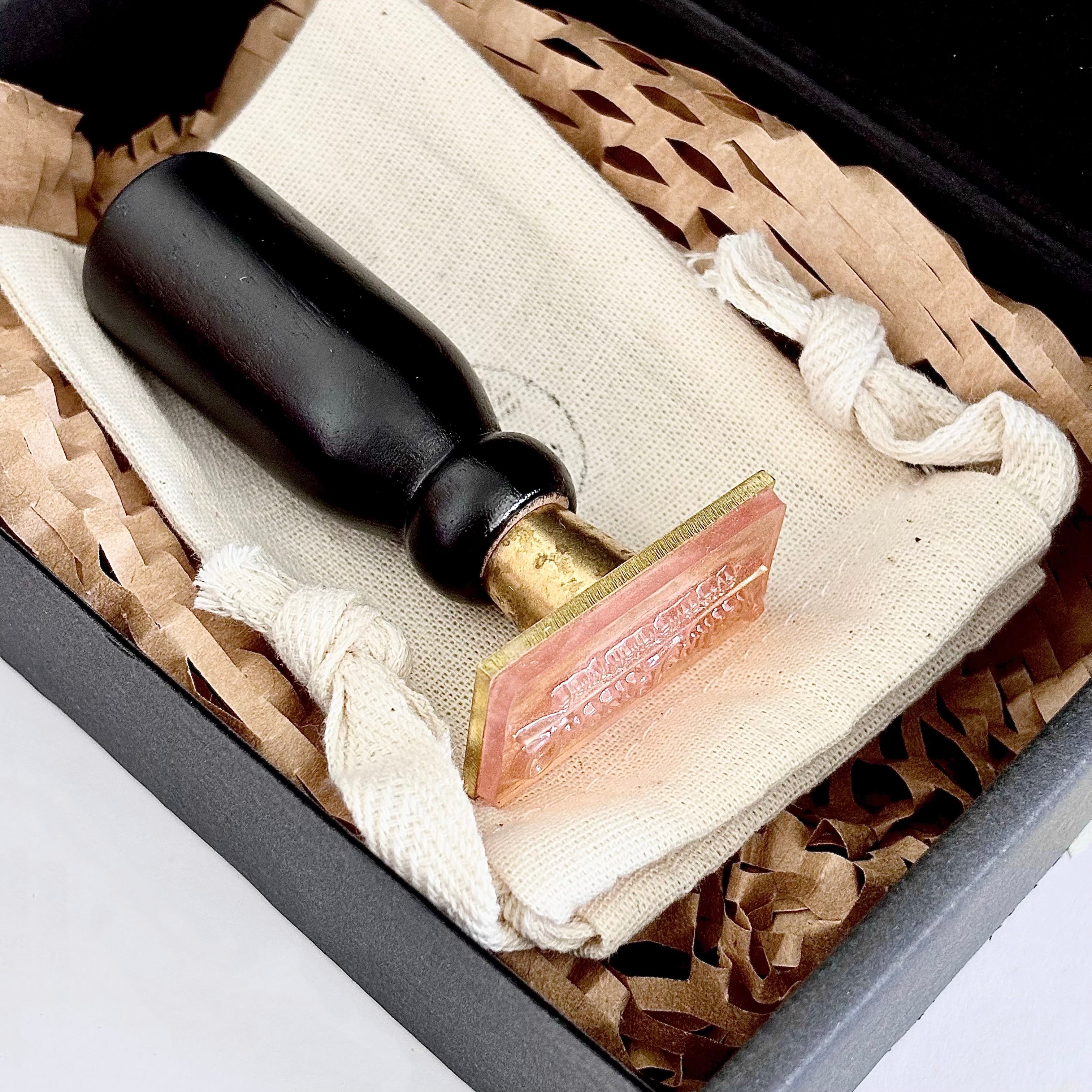 Personalized Logo Elegant Brass Handle Rubber Stamp for DIY Crafts Journal Card Stamp