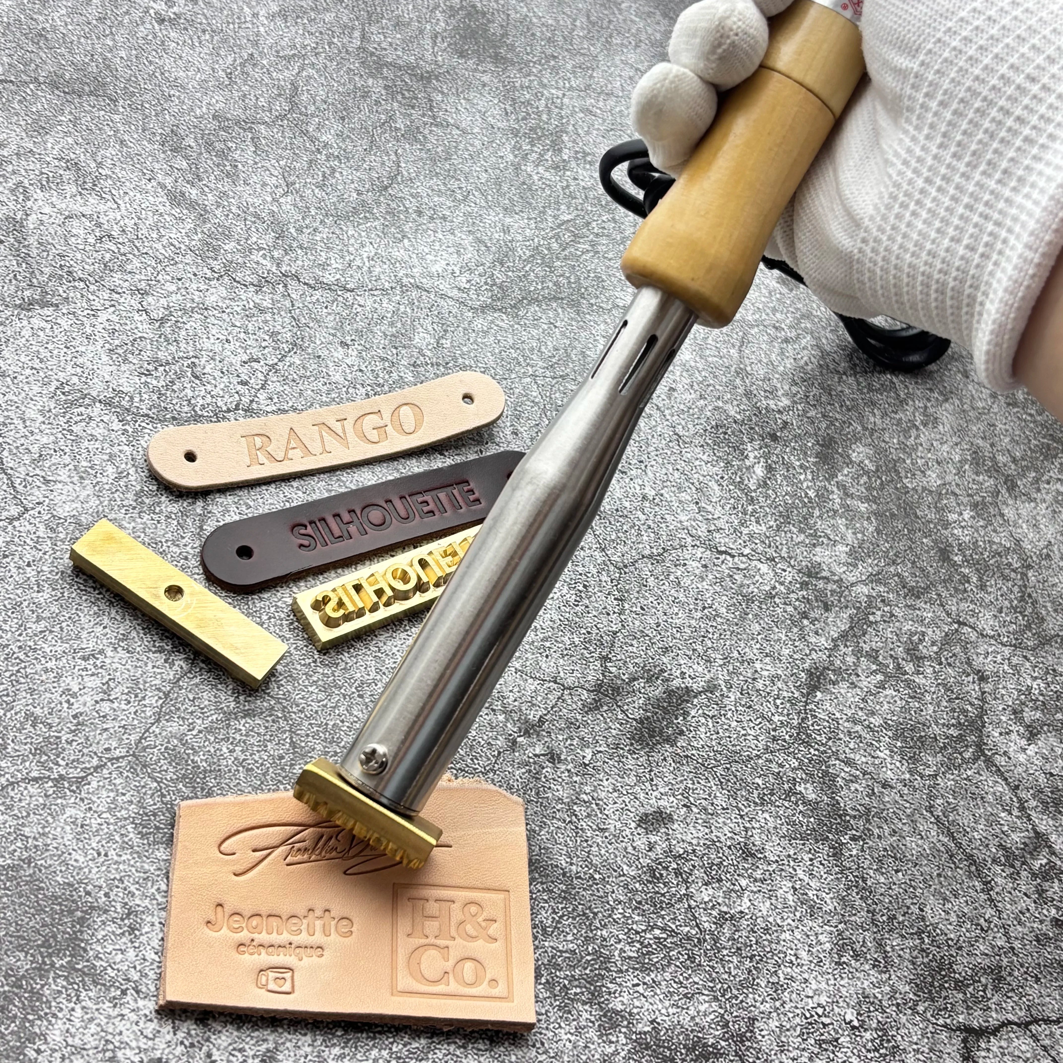 150W/300W Wood Branding Iron for Woodworking Customized Logo Brass Heat Stamp No Temperature Adjusted